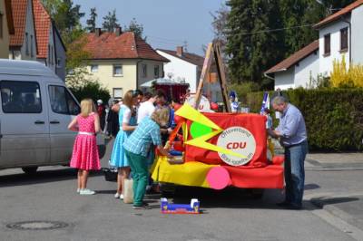 Grease: CDU ZugNr 32 beim Ltareumzug 2014