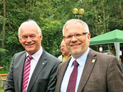 Halochs Brgermeister Lothar Lorch und Landrat Hans-Ulrich Ihlenfeld