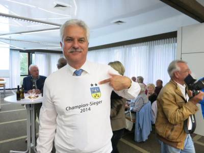 Ein T-Shirt als Wahlgeschenk