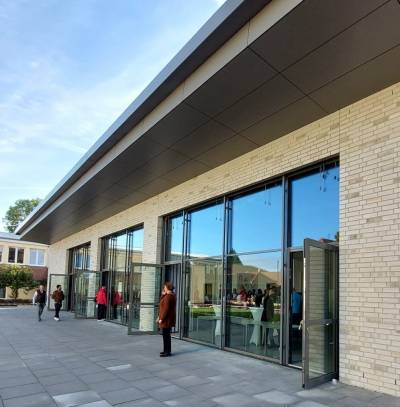 Das neue Schulgebude